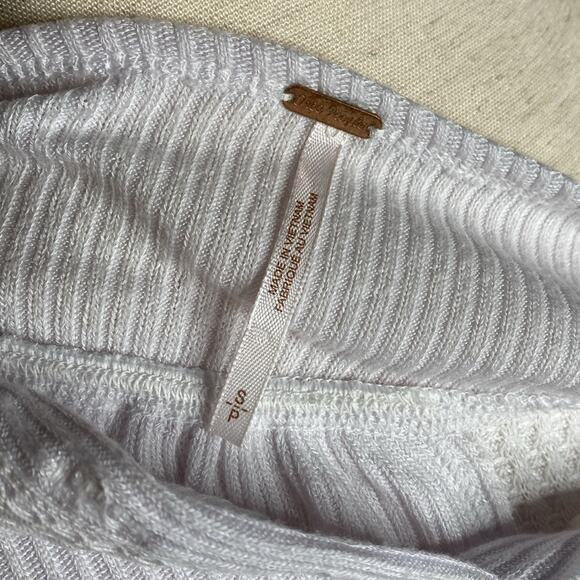 Free People Leo Henley White Waffle Knit Flowy Long Sleeve Top size small - Picture 6 of 7